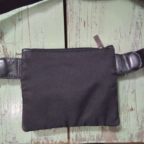 Wilson's Leather Pelle Studio Fanny Pack Black Adjustable Strap Multiple Pockets - Picture 5 of 9